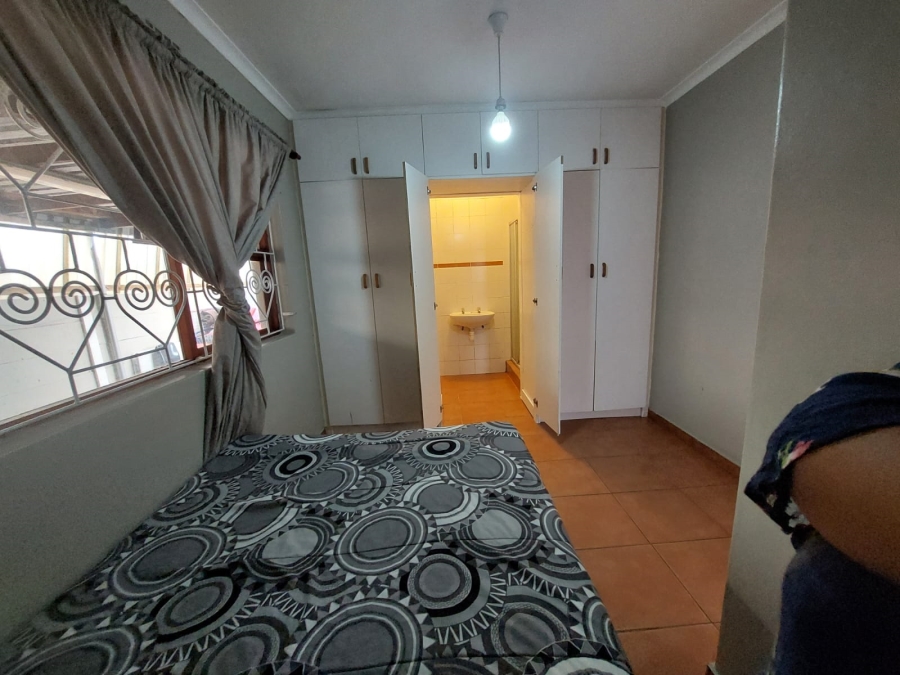 3 Bedroom Property for Sale in Grassy Park Western Cape